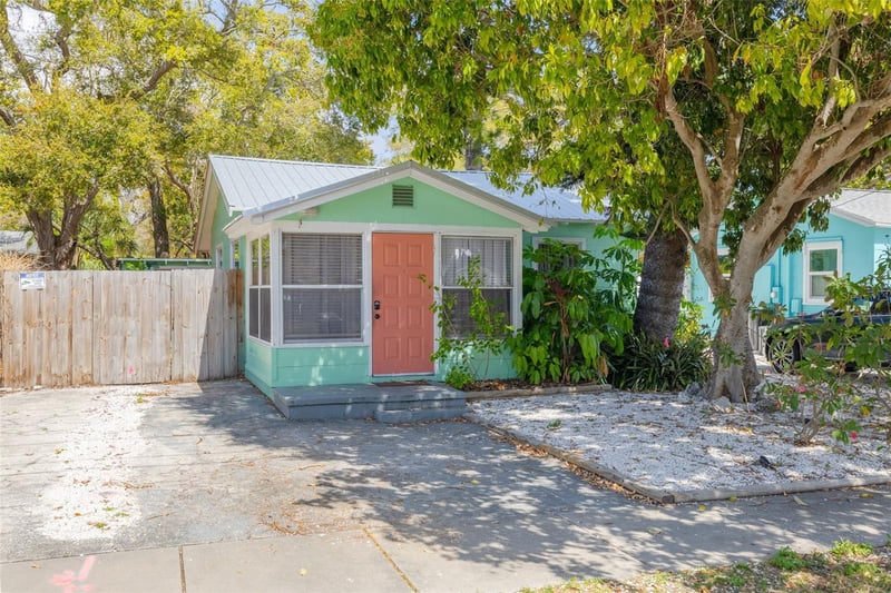 5117 Tangerine Ave, Gulfport, FL 33707