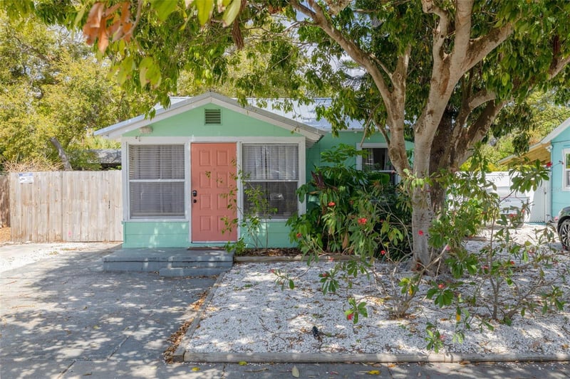 5117 Tangerine Ave, Gulfport, FL 33707