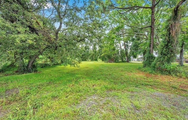 1st Ave, Safety Harbor, FL 34695