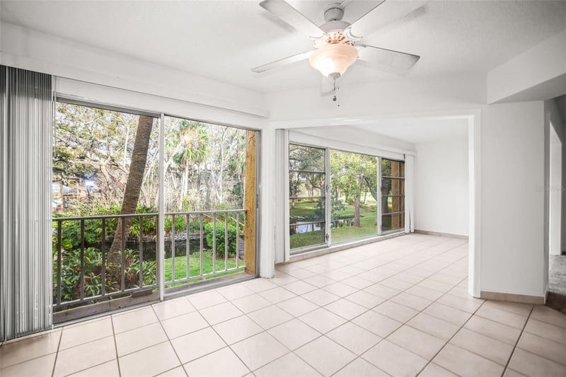 225 Country Club Dr #D237, Largo, FL 33771