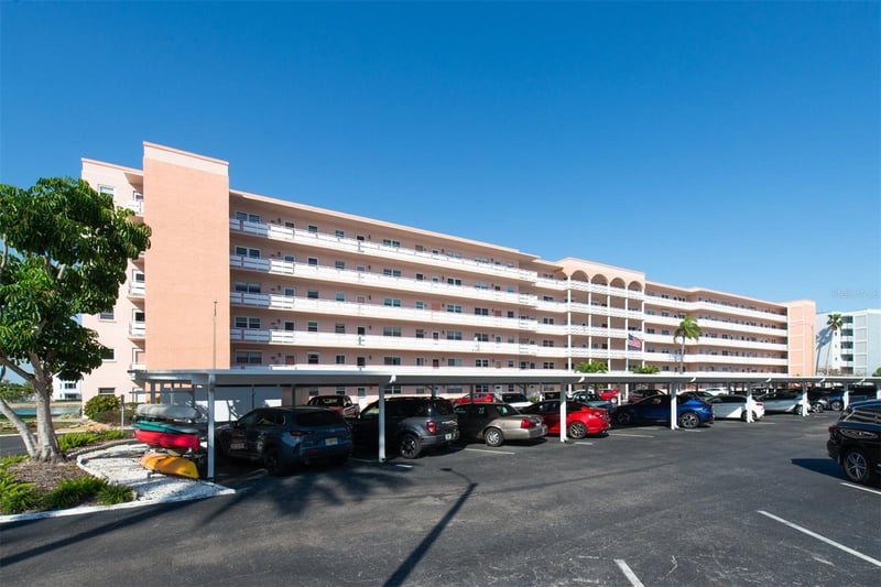 6025 Shore Blvd #405, Gulfport, FL 33707