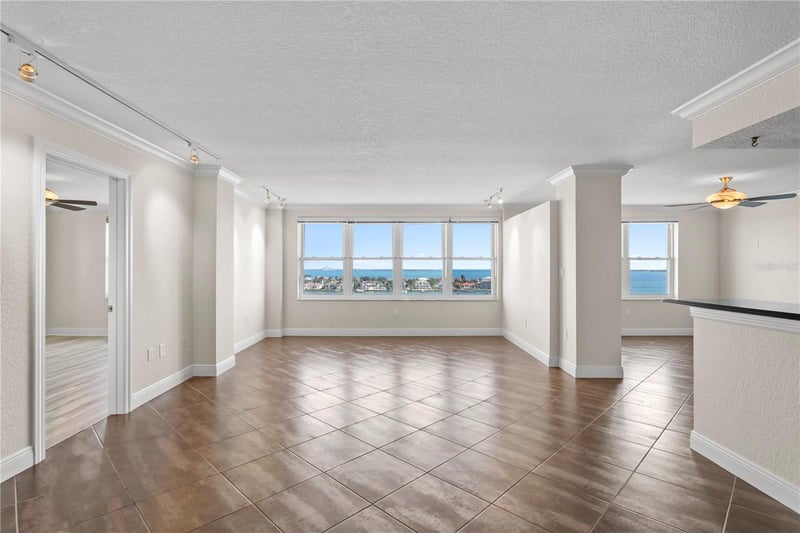 5200 Brittany Dr #4-1102, St Petersburg, FL 33715