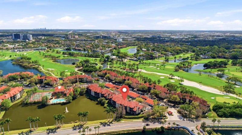 2400 Feather Sound Dr #1424, Clearwater, FL 33762