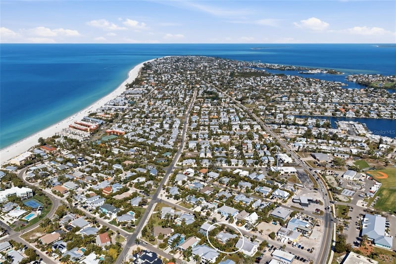 309 57th St, Holmes Beach, FL 34217