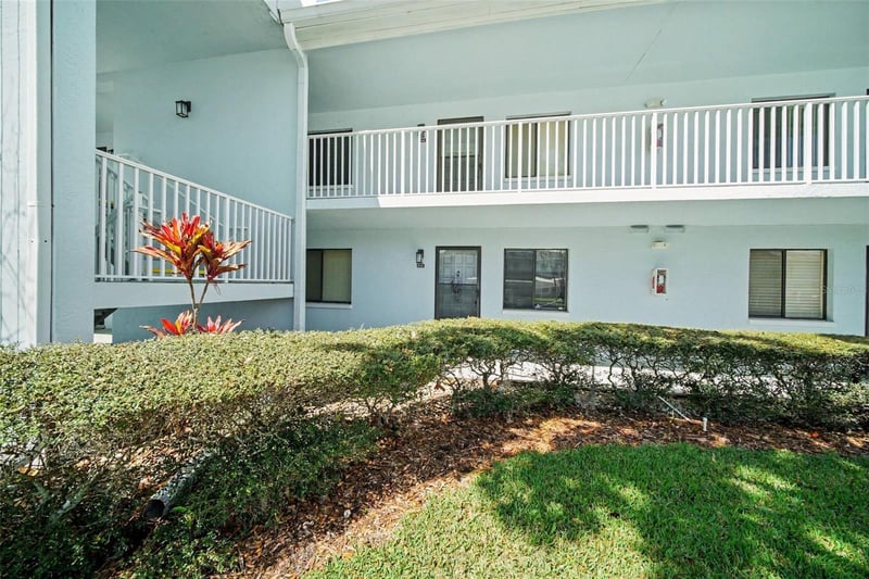 303 Martha Ln #303, Oldsmar, FL 34677