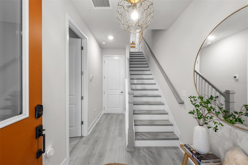 2511 Grady Ave #19, Tampa, FL 33607