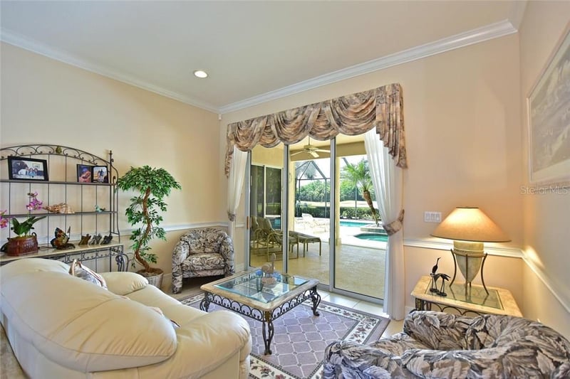 808 Whooping Crane Ct, Bradenton, FL 34212