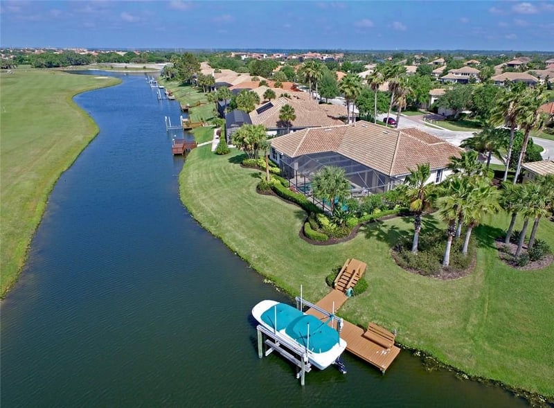808 Whooping Crane Ct, Bradenton, FL 34212