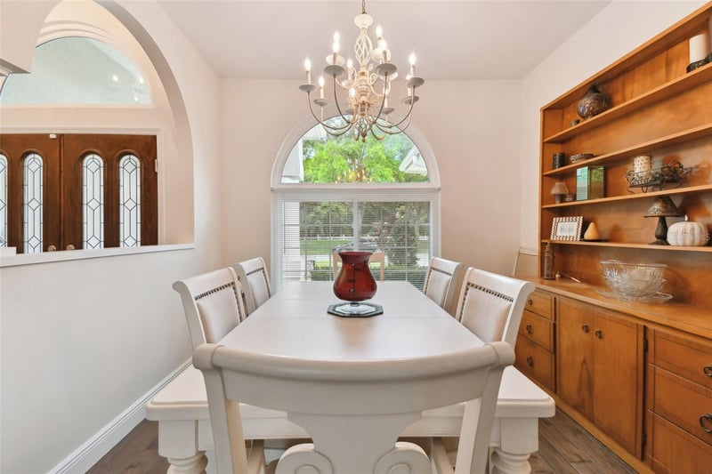 2159 Warwick Dr, Oldsmar, FL 34677