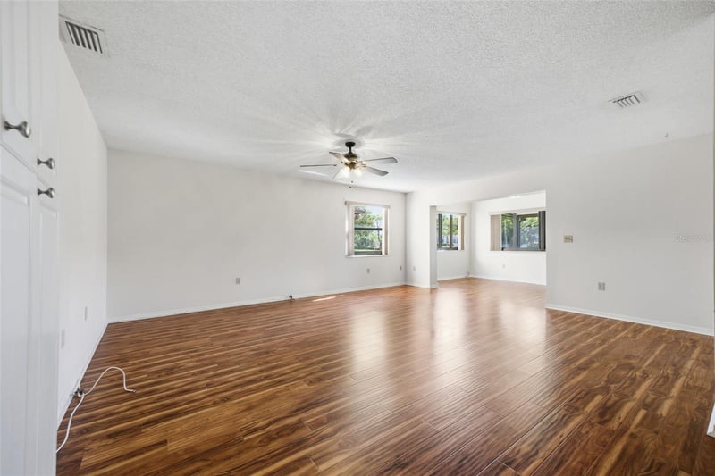 8140 Terrace Garden Dr #102, St Petersburg, FL 33709