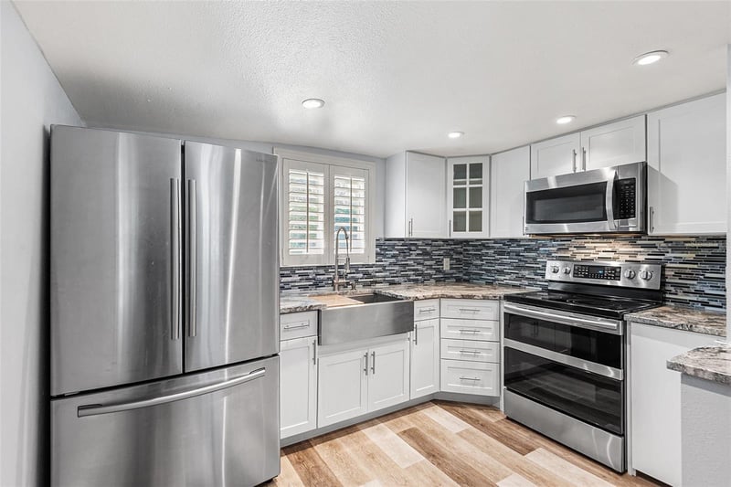 1817 Beachway Ln, Odessa, FL 33556
