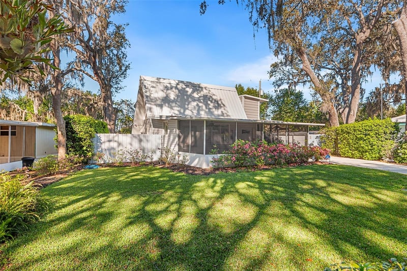 1817 Beachway Ln, Odessa, FL 33556