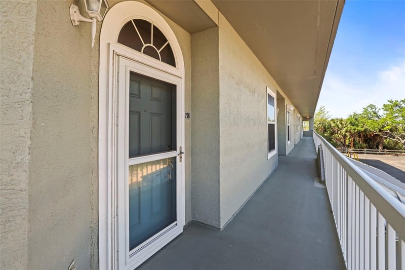 5 Island Park Pl #206, Dunedin, FL 34698