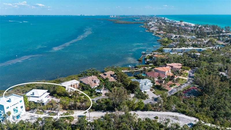 5422 Sandhamn Pl, Longboat Key, FL 34228
