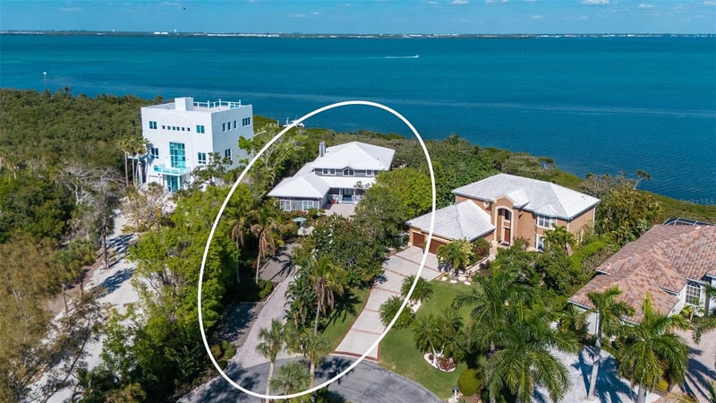 5422 Sandhamn Pl, Longboat Key, FL 34228