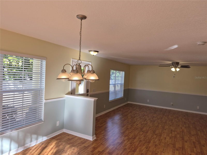 3845 Island Way, St Petersburg, FL 33705