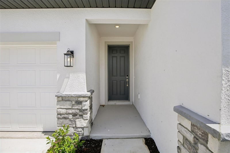 5958 Fresh Flora Dr, Wimauma, FL 33598