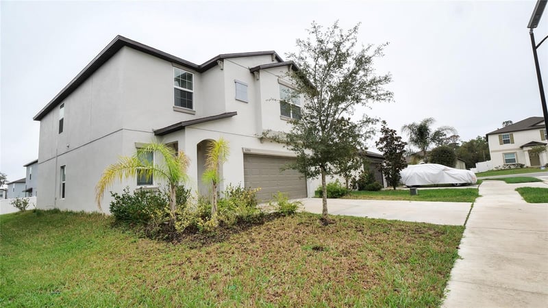 6300 Beverly Hills Dr, Zephyrhills, FL 33541
