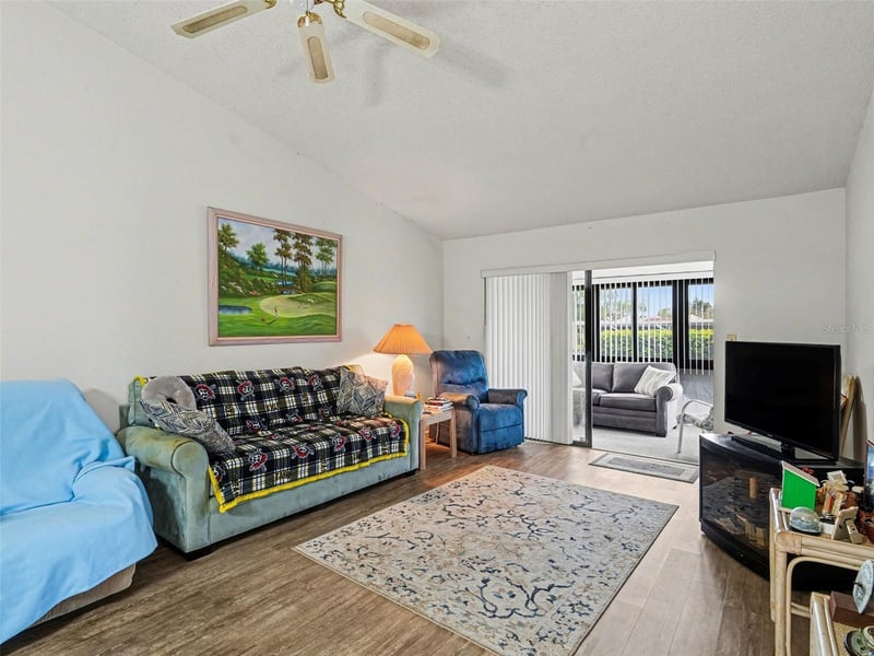 1412 57th St, Bradenton, FL 34209