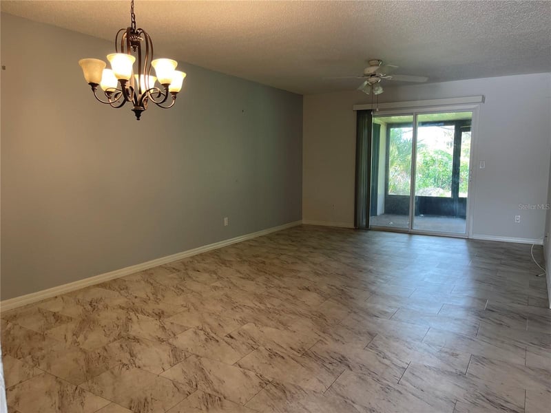 2807 48th Ave Dr W, Bradenton, FL 34207