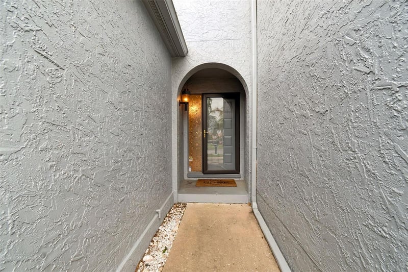 6320 Grand Bahama Cir #6320, Tampa, FL 33615