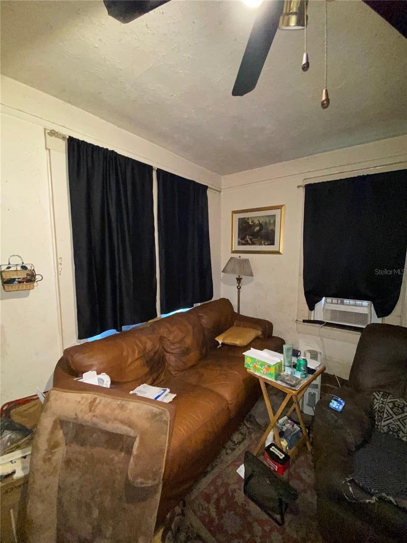 6909 Navin Ave, Tampa, FL 33604