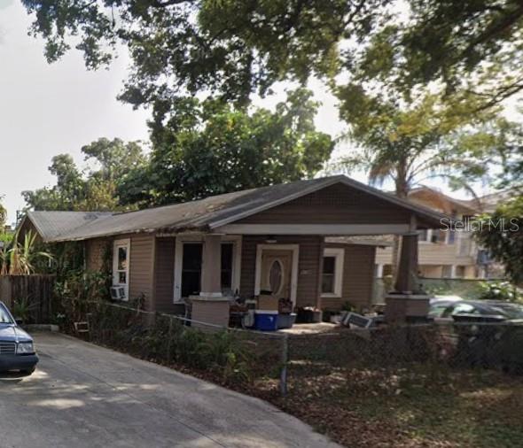 6909 Navin Ave, Tampa, FL 33604