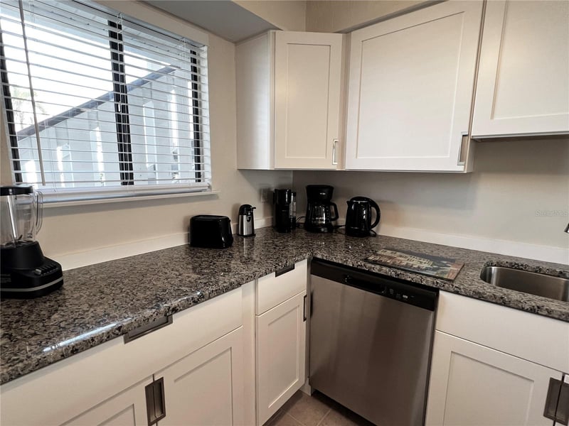 1801 Gulf Dr #125, Bradenton Beach, FL 34217