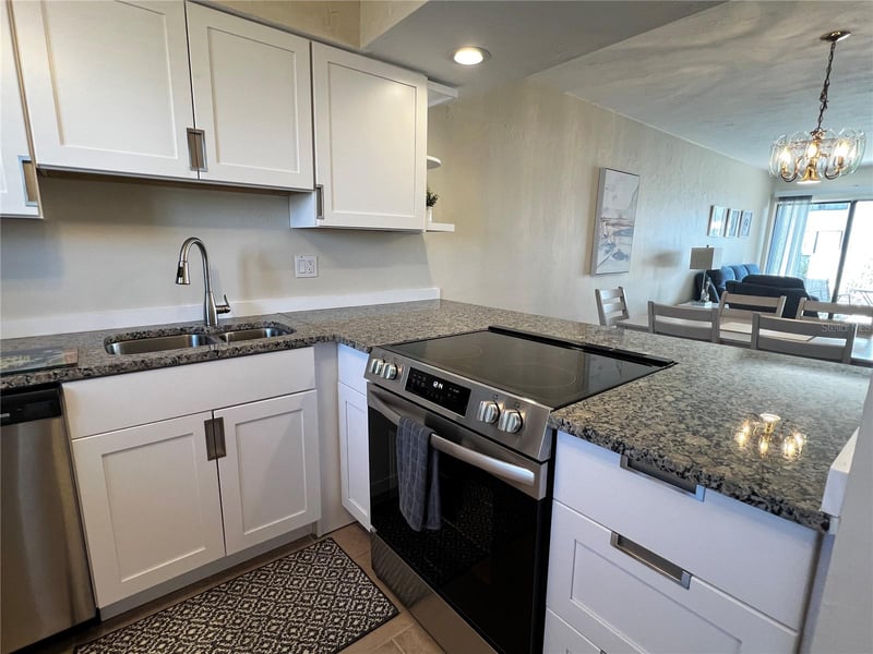1801 Gulf Dr #125, Bradenton Beach, FL 34217