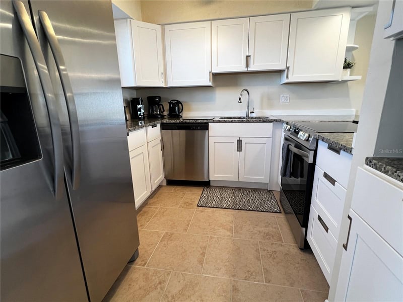 1801 Gulf Dr #125, Bradenton Beach, FL 34217