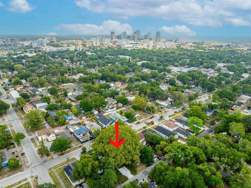 1126 Melrose Ave, St Petersburg, FL 33705