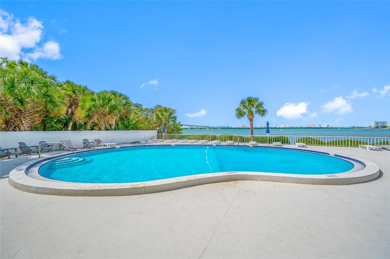 500 Osceola Ave #810, Clearwater, FL 33755