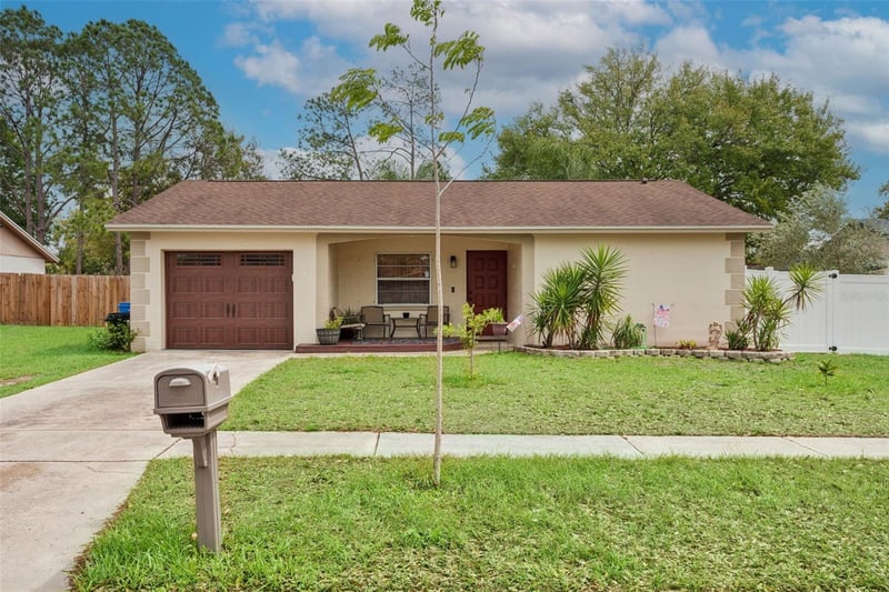 13837 Pathfinder Dr, Tampa, FL 33625