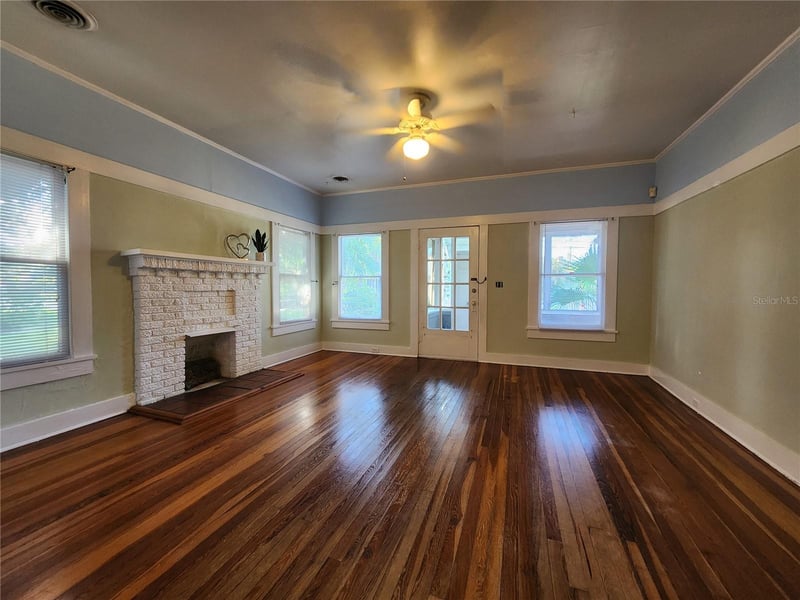 2121 7th Ave, Bradenton, FL 34205