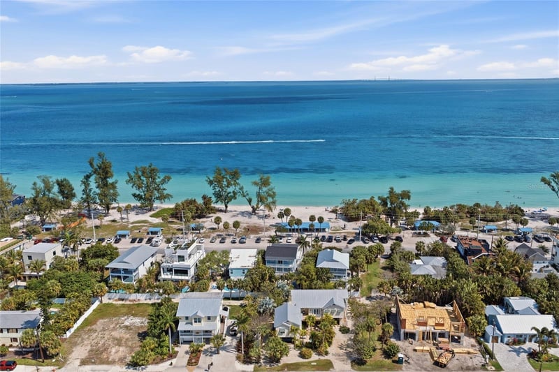 246 Gladiolus St, Anna Maria, FL 34216