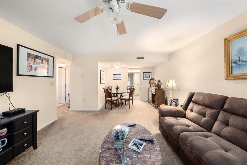 1950 59th Ave #302, St Petersburg, FL 33714
