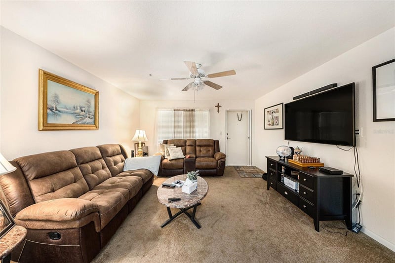 1950 59th Ave #302, St Petersburg, FL 33714