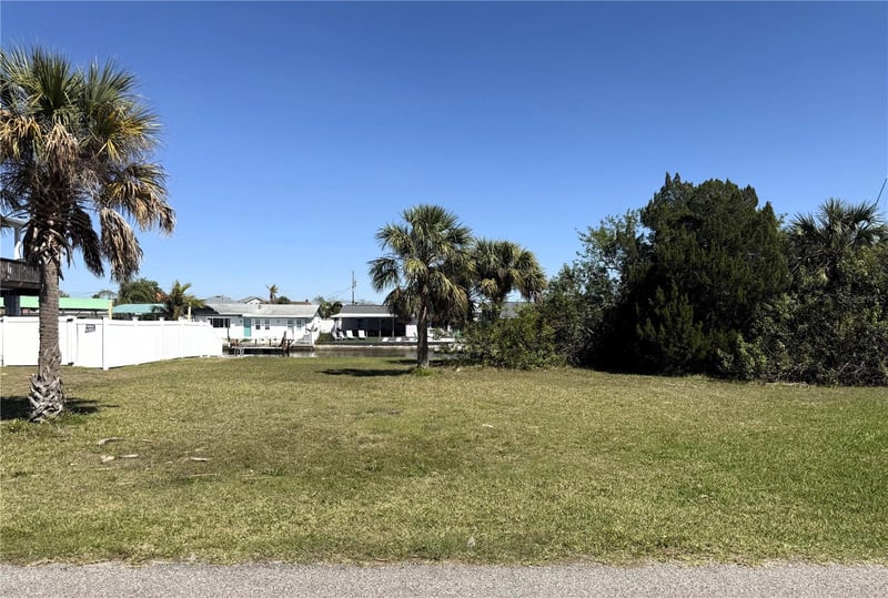 13908 King , Hudson, FL 34667