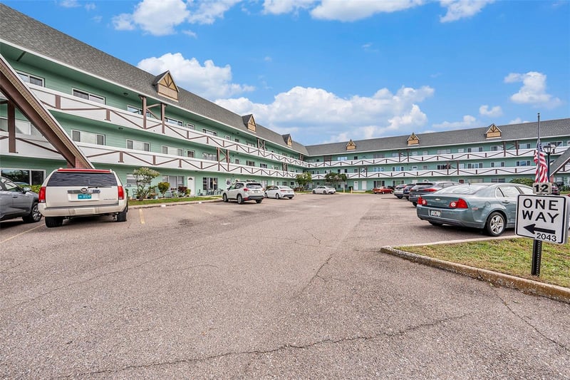 2043 Denmark St #65, Clearwater, FL 33763