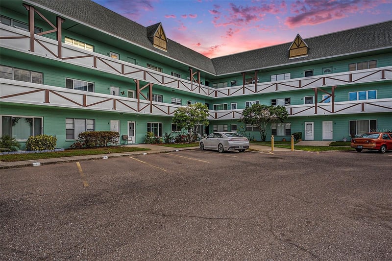 2043 Denmark St #65, Clearwater, FL 33763
