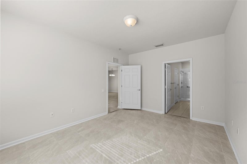 2158 River Turia Cir, Riverview, FL 33578