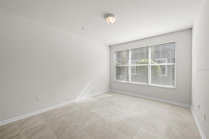 2158 River Turia Cir, Riverview, FL 33578