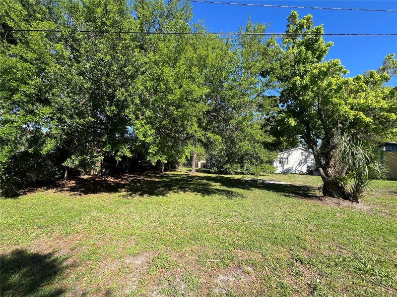10105 16 St, Tampa, FL 33612