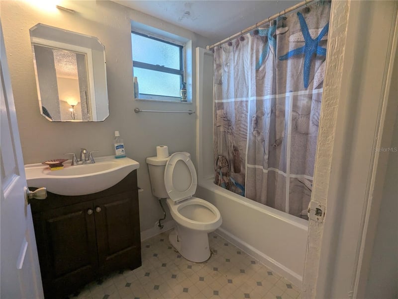 2166 Bradford St #105, Clearwater, FL 33760