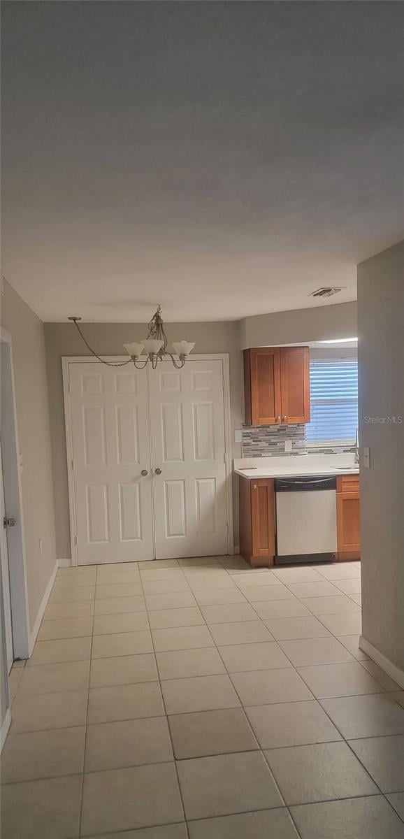 9901 Woodstock Ln, Port Richey, FL 34668