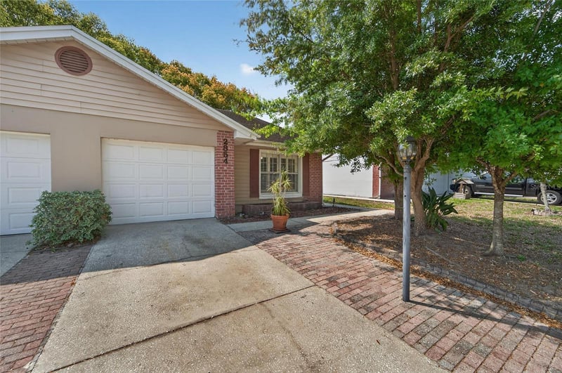 2854 Whitehall Dr, Palm Harbor, FL 34684