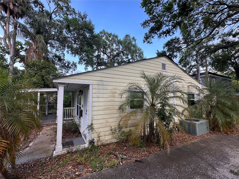 39 Hamilton Heath Dr, Tampa, FL 33604