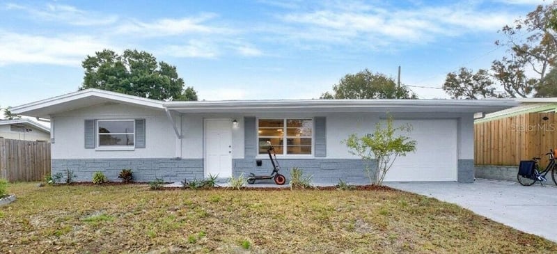 5200 Dove Dr, New Port Richey, FL 34652