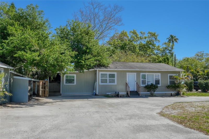 614 Beverly Ave, Largo, FL 33770