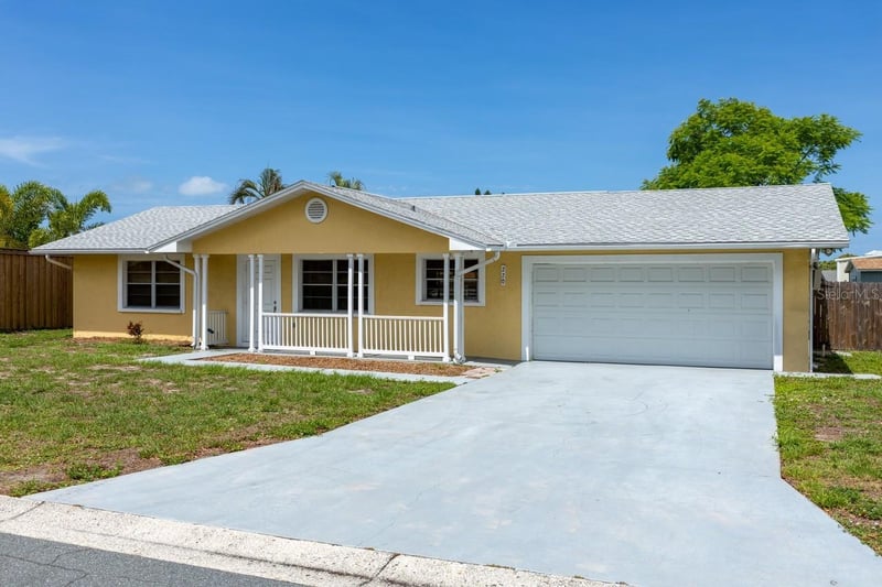 220 57th Street Ct, Bradenton, FL 34209